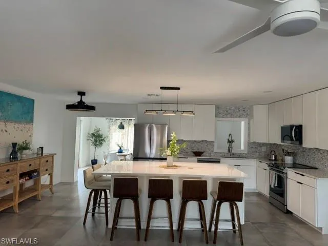 27541  Suffridge  DR, Bonita Springs, FL 34135