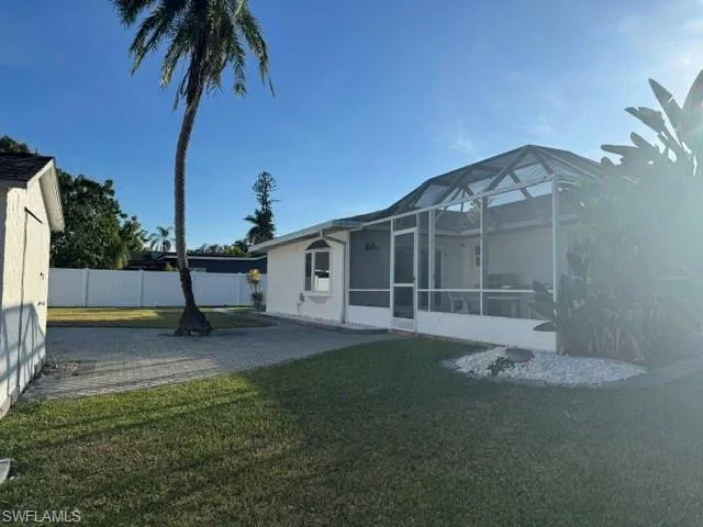 27541  Suffridge  DR, Bonita Springs, FL 34135