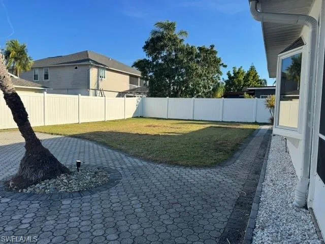 27541  Suffridge  DR, Bonita Springs, FL 34135