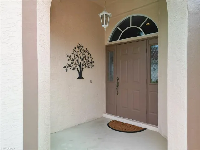 2161  Faliron  RD, North Fort Myers, FL 33917