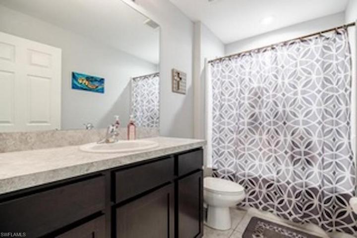901 NE 18th TER, CAPE CORAL FL 33909