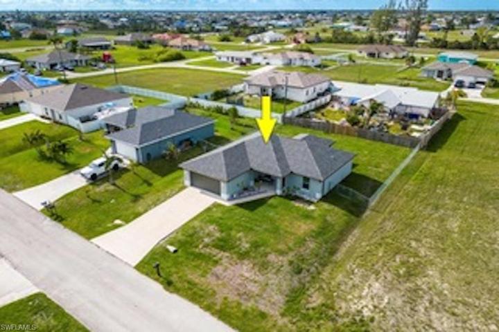 901 NE 18th TER, CAPE CORAL FL 33909