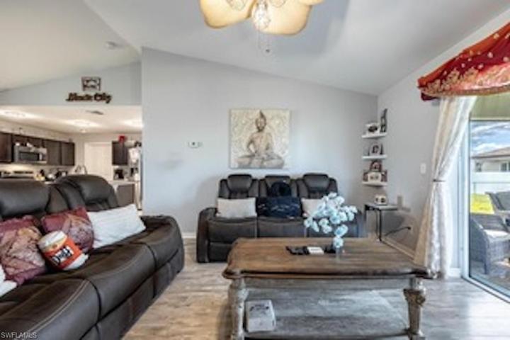 901 NE 18th TER, CAPE CORAL FL 33909