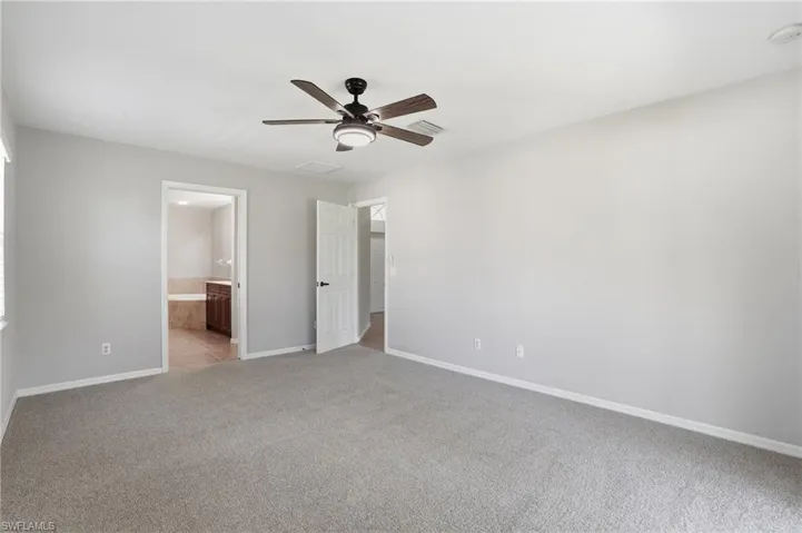 4222 Nw 22nd St, Cape Coral, Florida 33993