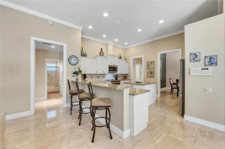 1078  Camelot  CIR, Naples, FL 34119