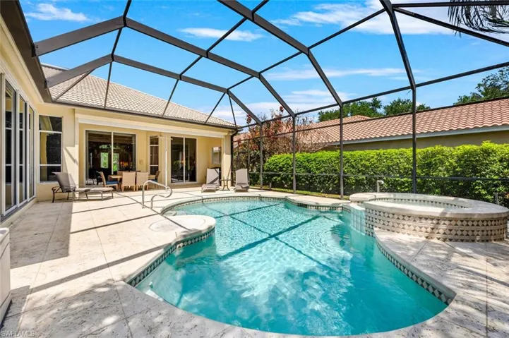 1078  Camelot  CIR, Naples, FL 34119