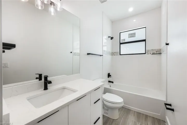 306 NW 13th  ST, Cape Coral, FL 33993