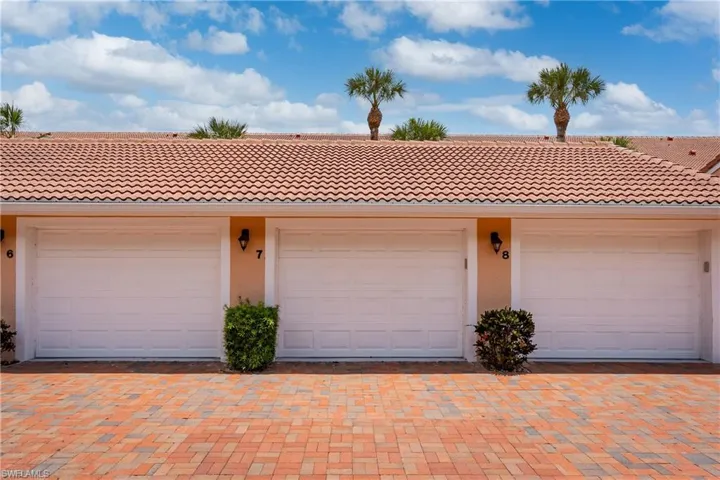 6570 Beach Resort Dr 7, Naples, Florida 34114