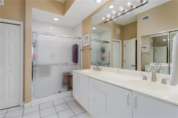 6570 Beach Resort Dr 7, Naples, Florida 34114