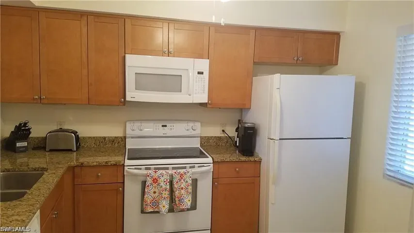 1075 Foxfire Ln 309, Naples, Florida 34104