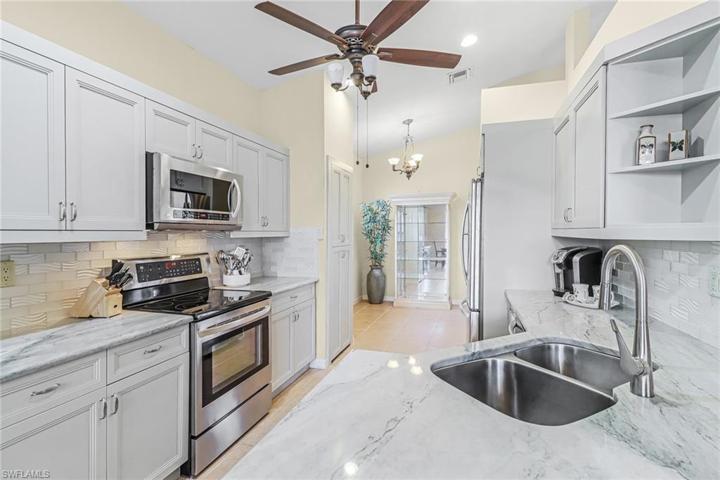 9163  Springview  LOOP, Estero, FL 33928