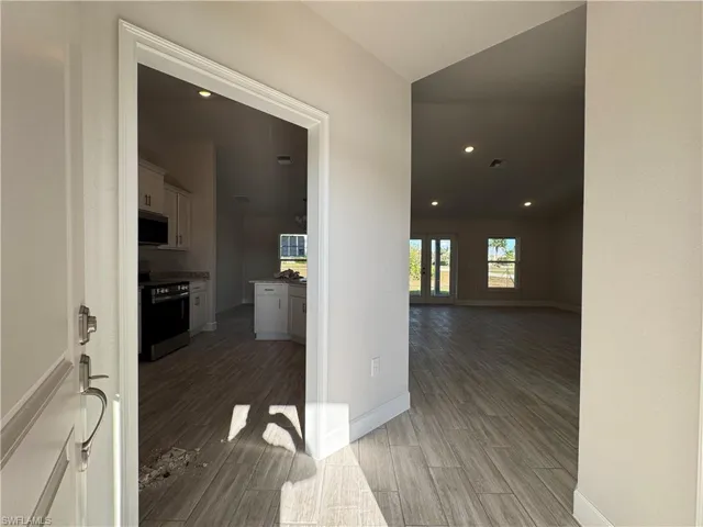 1501 NW 22nd  AVE, Cape Coral, FL 33993
