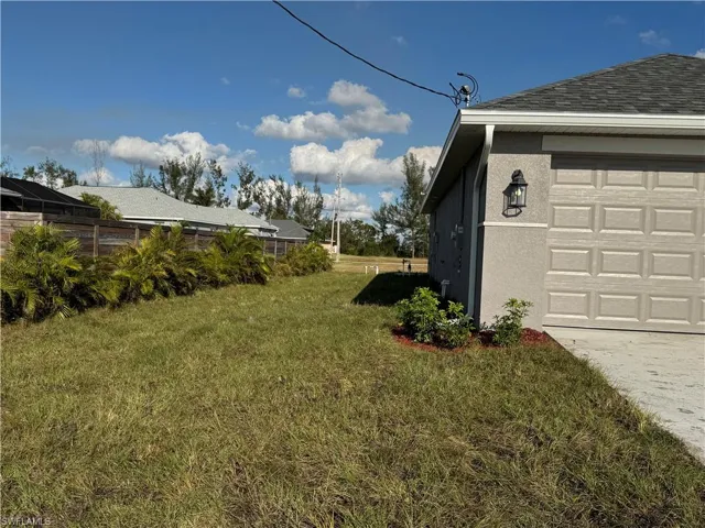 1501 NW 22nd  AVE, Cape Coral, FL 33993