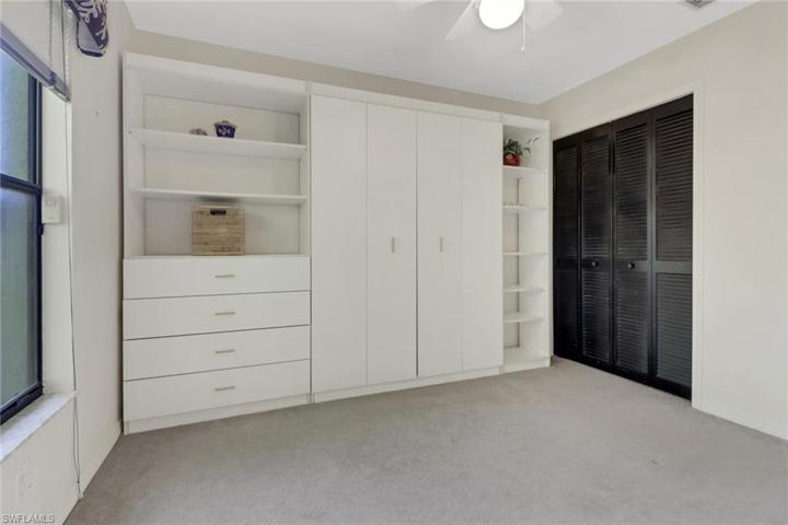 Guest bedroom with Murphy bed