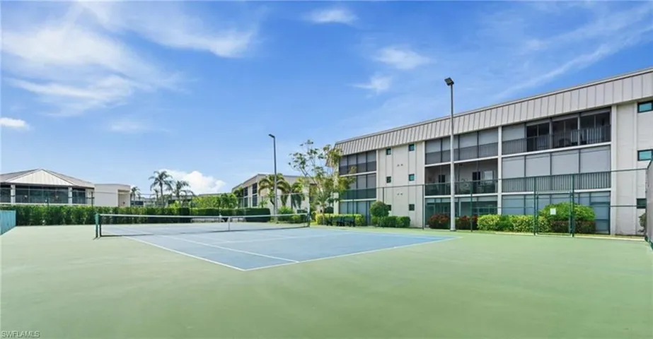 788  Park Shore  DR, Naples, FL 34103