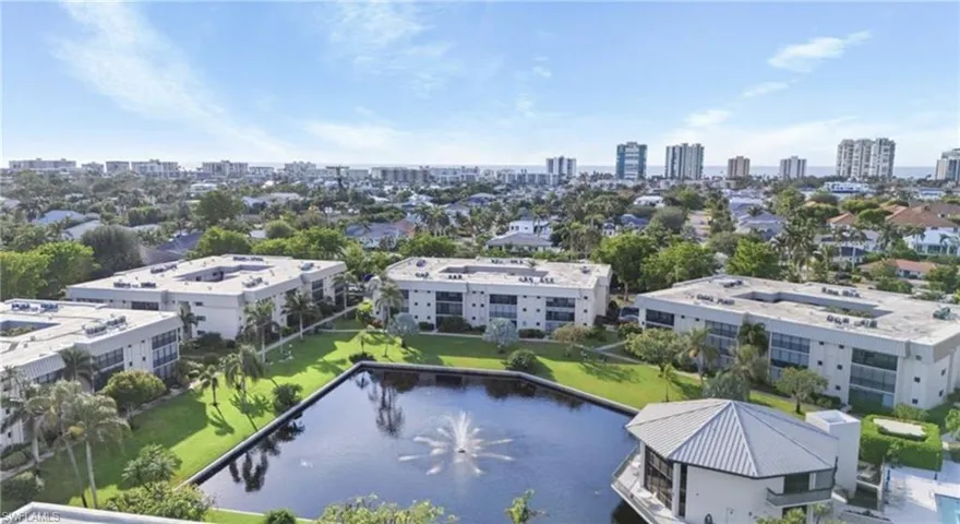 788  Park Shore  DR, Naples, FL 34103