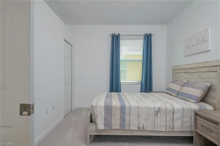 1774  Alameda  DR, Naples, FL 34120