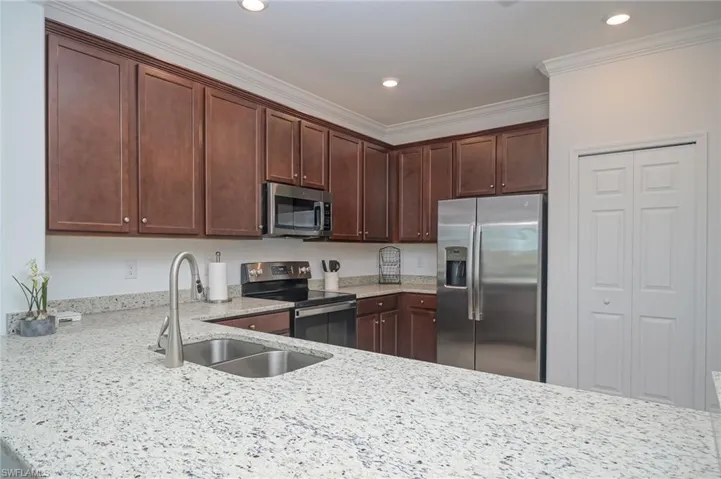 1774  Alameda  DR, Naples, FL 34120