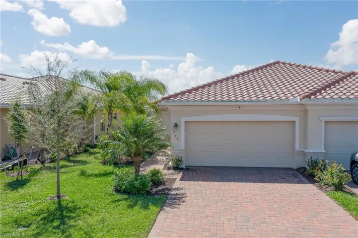 1774  Alameda  DR, Naples, FL 34120