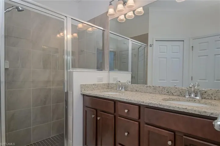 1774  Alameda  DR, Naples, FL 34120