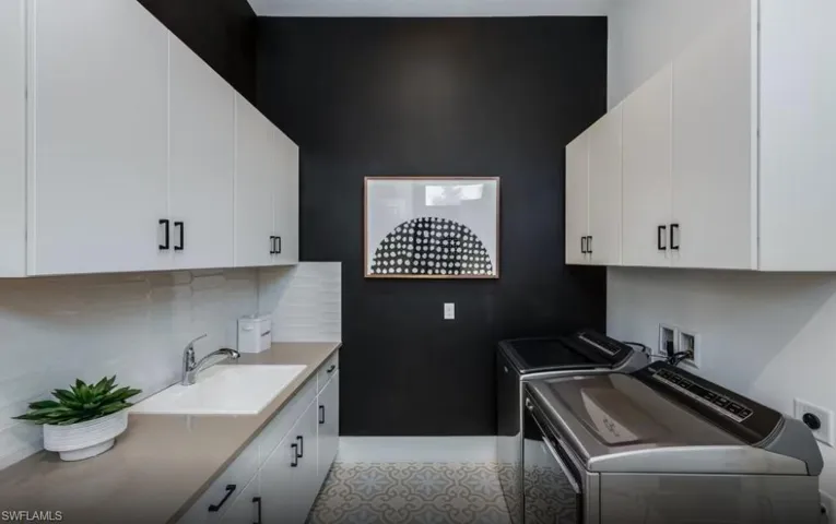 Photos are of furnished model. Homes may vary.
