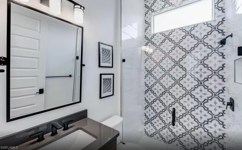 Photos are of furnished model. Homes may vary.