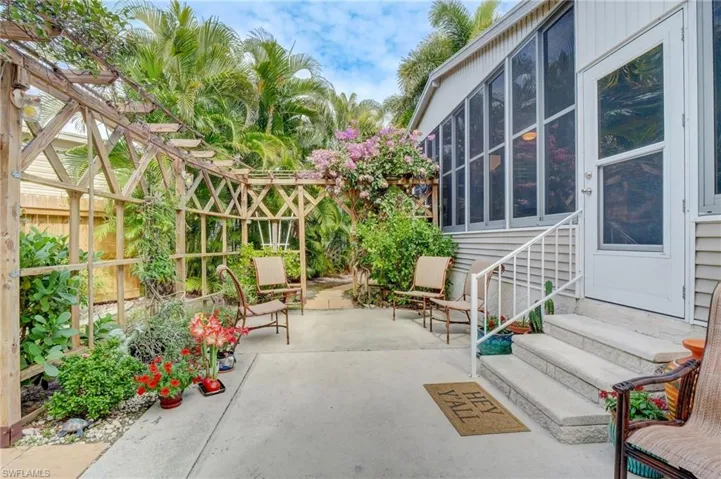 View of patio / terrace featuring a pergola