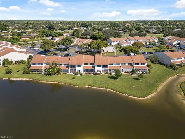 494 Bristle Cone Ln # 48, Naples, Florida 34113