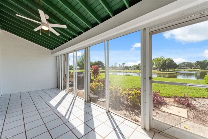 494 Bristle Cone Ln # 48, Naples, Florida 34113