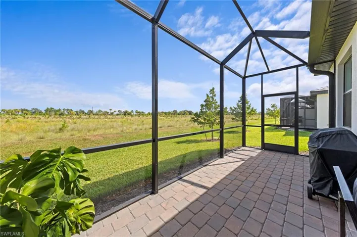 19512 Hinkley Dr, Estero, Florida 33928
