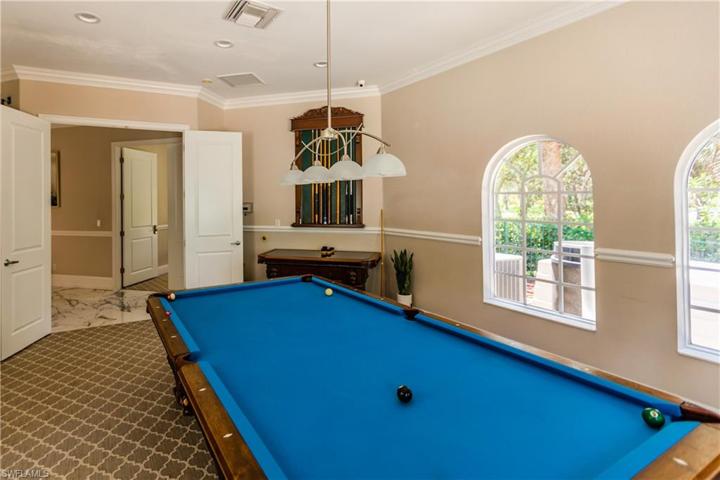 billiards room