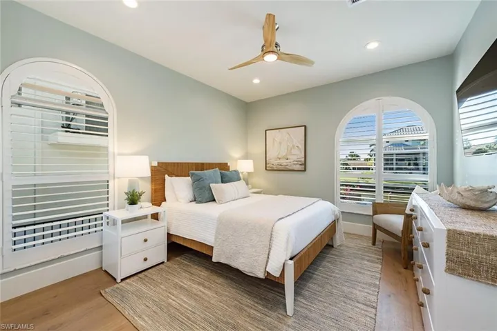 452  Willet  AVE, Naples, FL 34108