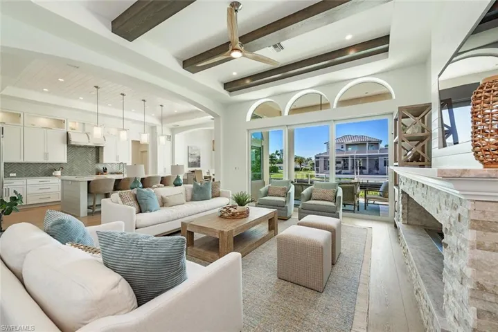 452  Willet  AVE, Naples, FL 34108
