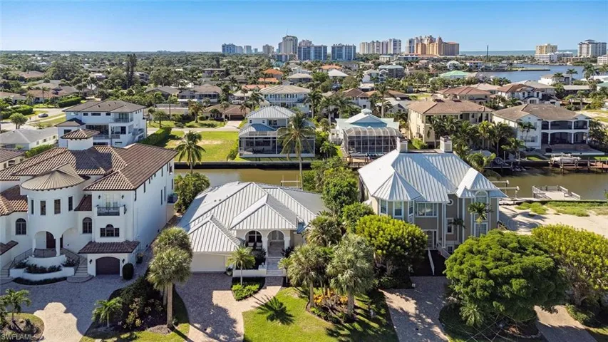 452  Willet  AVE, Naples, FL 34108