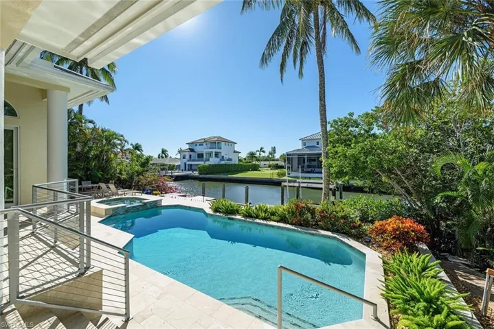 452 Willet Ave, Naples, Florida 34108