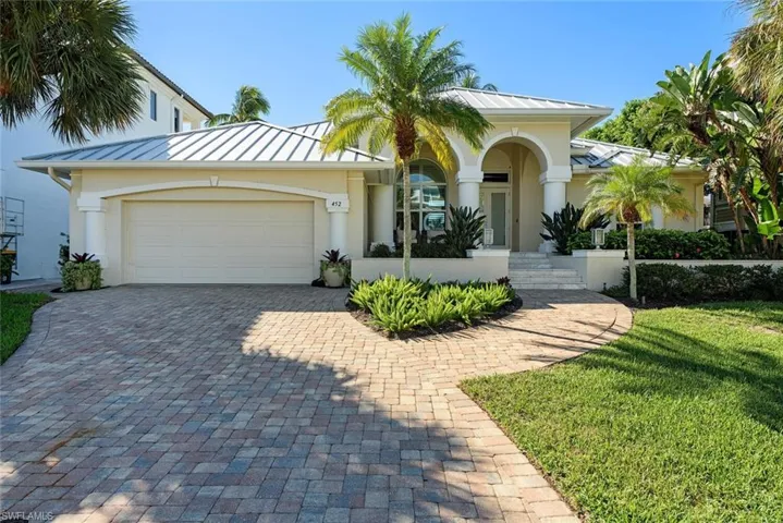 452  Willet  AVE, Naples, FL 34108