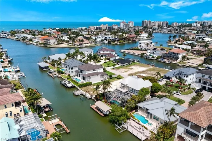 452 Willet Ave, Naples, Florida 34108