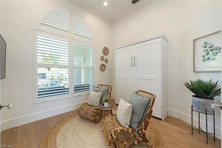 452  Willet  AVE, Naples, FL 34108