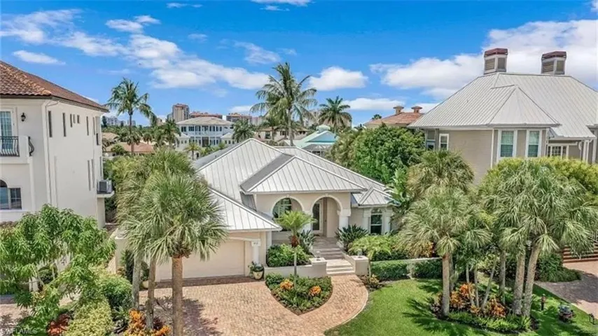 452 Willet Ave, Naples, Florida 34108