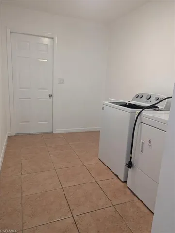 1627 NE 36th  ST, Cape Coral, FL 33909