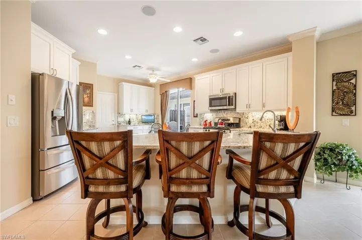 10568  Avila  CIR, Fort Myers, FL 33913
