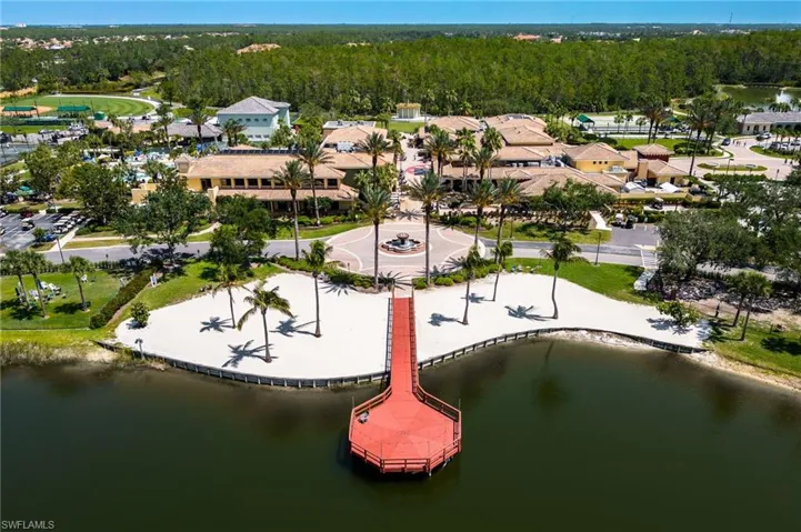 10568  Avila  CIR, Fort Myers, FL 33913