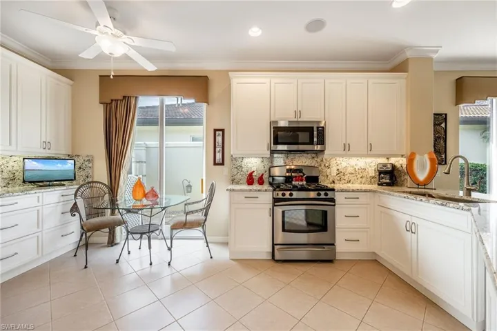 10568  Avila  CIR, Fort Myers, FL 33913