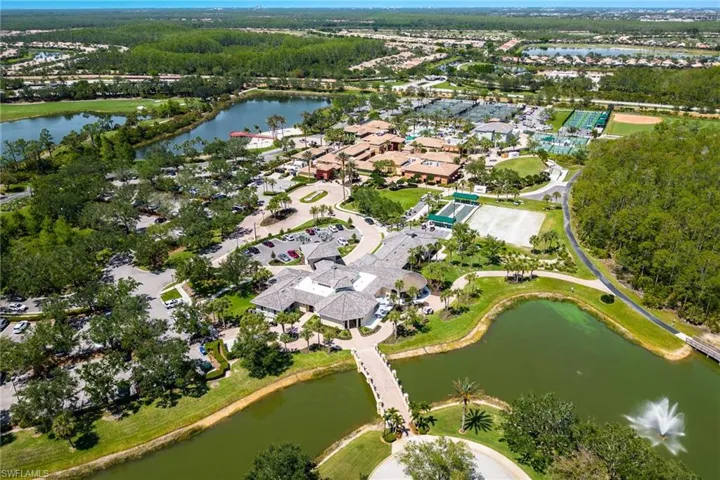 10568  Avila  CIR, Fort Myers, FL 33913