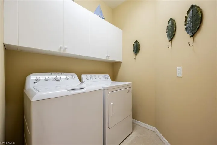 10568  Avila  CIR, Fort Myers, FL 33913