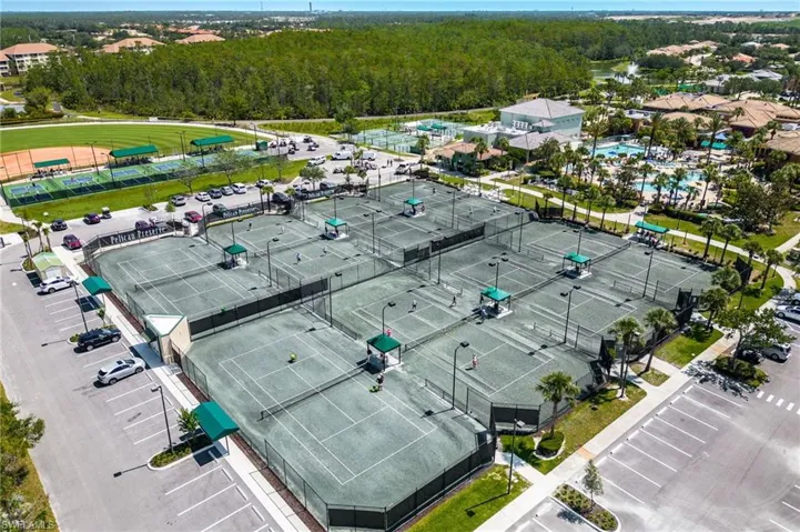 10568  Avila  CIR, Fort Myers, FL 33913