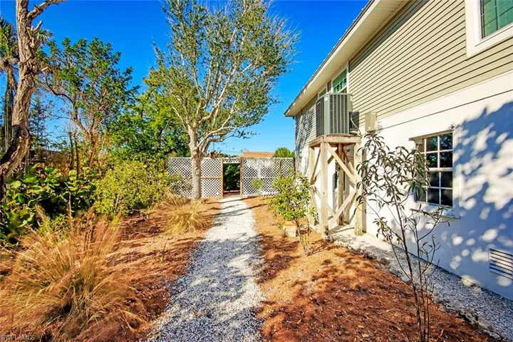 View of side of home