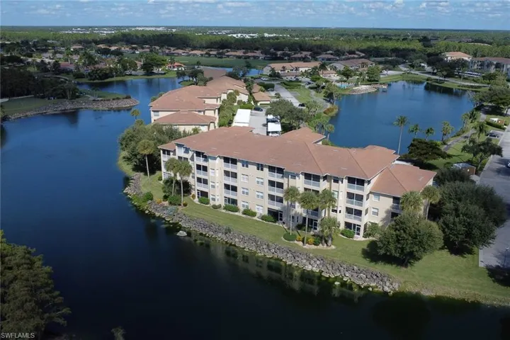 8610 Cedar Hammock Cir 1241, Naples, Florida 34112