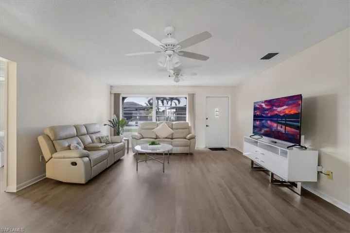 1503 Sw 38th St, Cape Coral, Florida 33914
