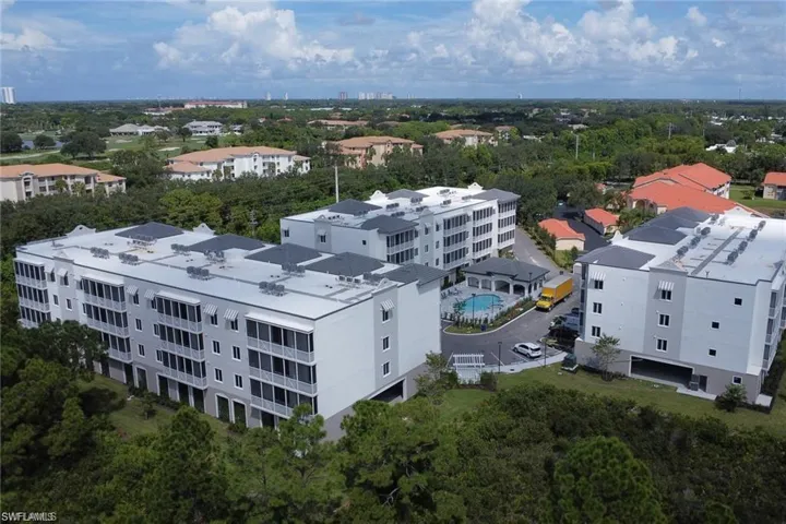 Botanika is just 1.5 miles from Bonita Bay Country club along US 41 Tamiami Trail. Only 4 Miles to Bonita Beach. Amazing shopping, restaurants, and beaches are just outside the gates of your vacation spot.